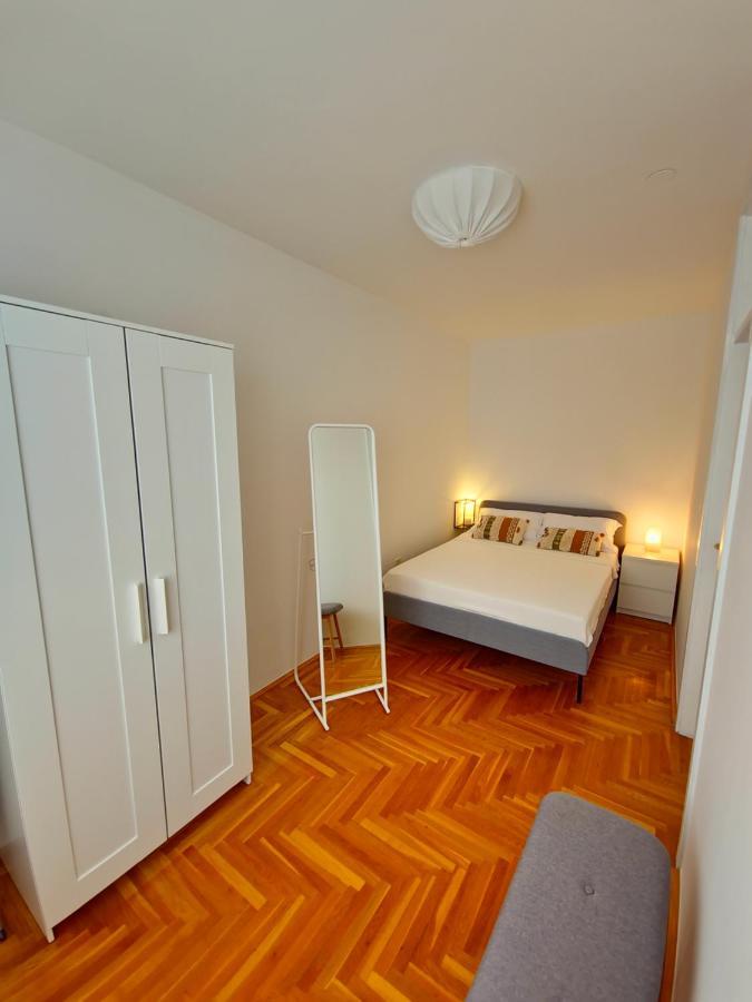 Uptown Place Apartment Zara Esterno foto